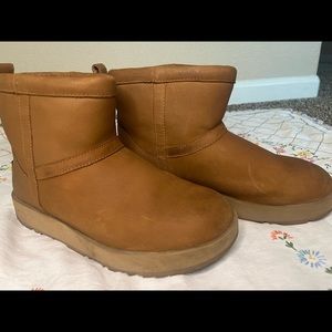 UGG Boots Women Size 7